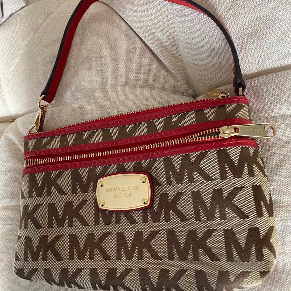Micheal Kors small handbag